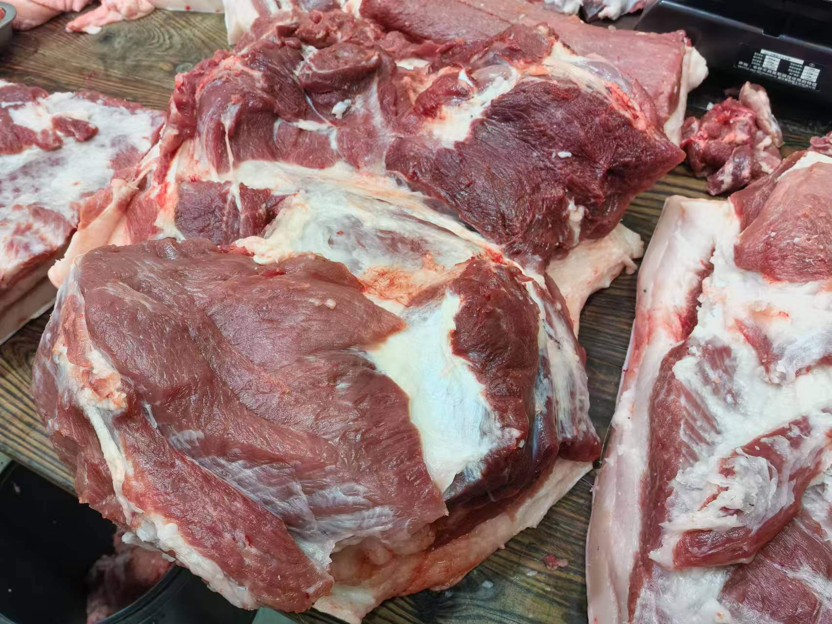 生態(tài)豬肉2.jpg